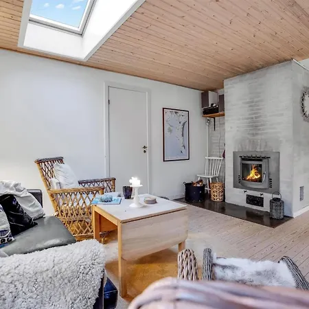 Feriehus Floora - 20m From The Sea By Interhome